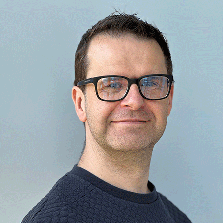 Distinctive Systems Appoints New Managing Director and Expands Development Team